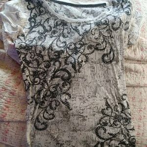 Womens graphic tee